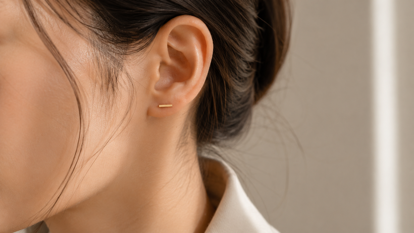 sleek geometric gold bar stud earring