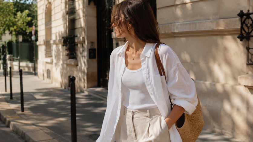 woman wearing oversized white linen shirt summer style